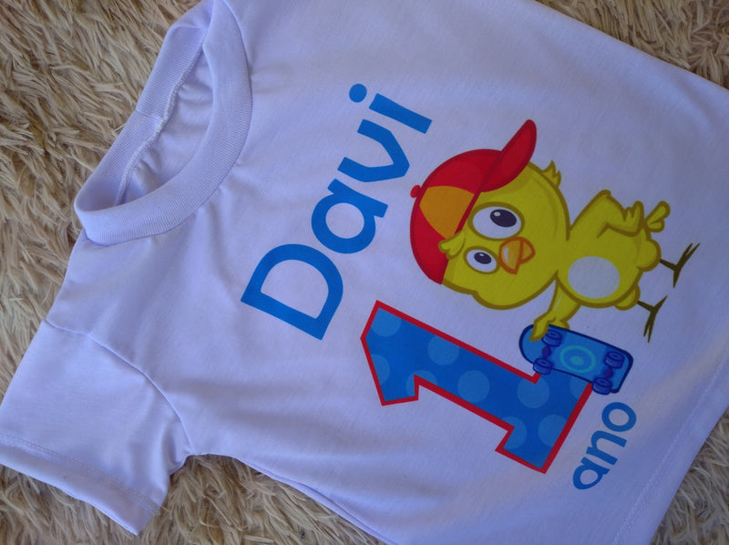 Camiseta Personalizada Pintinho Amarelinho