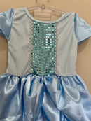 Vestido Cinderela Infantil com detalhes em Paetê