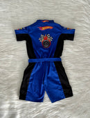 Macacão hotwheels redbull infantil