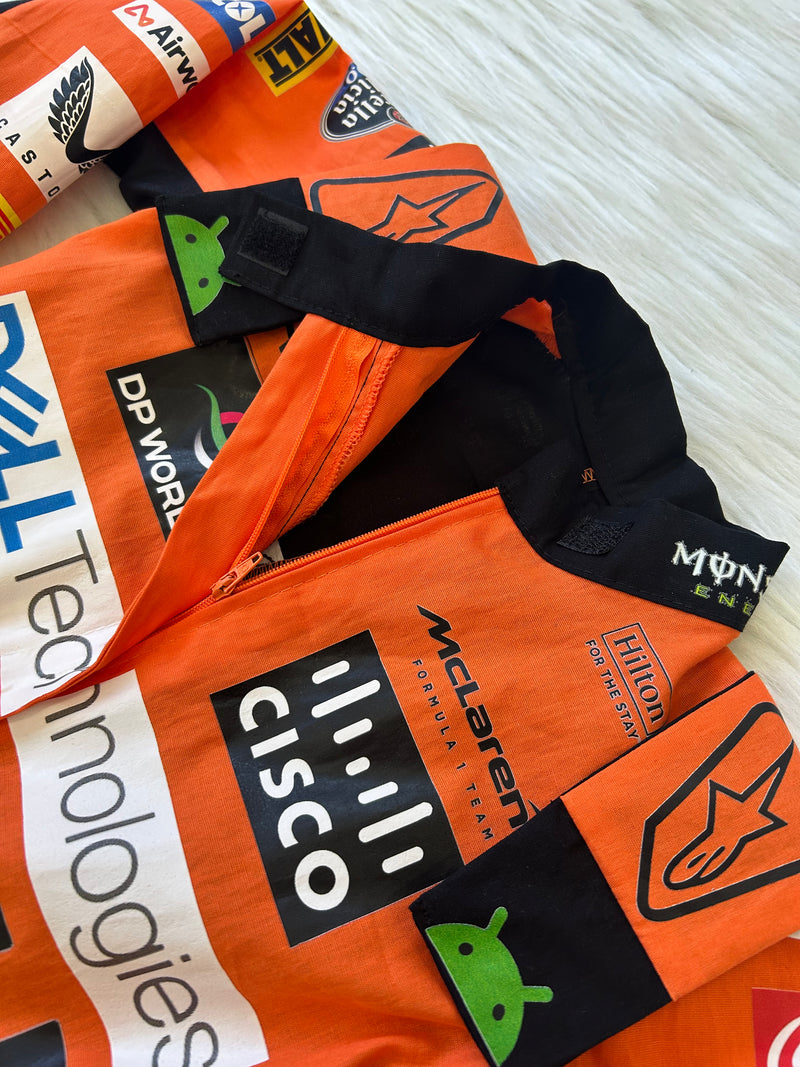 Macacão Formula 1 Mclaren infantil